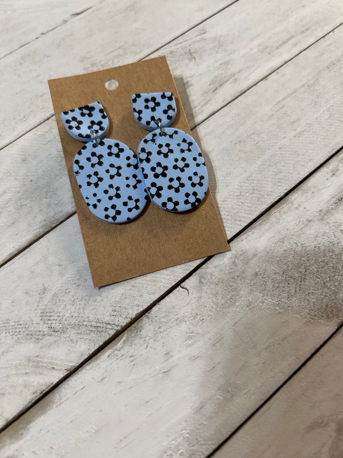 Blue Daisy earrings